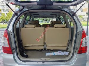 Xe Toyota Innova 2.0E 2015