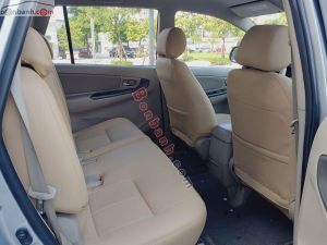 Xe Toyota Innova 2.0E 2015