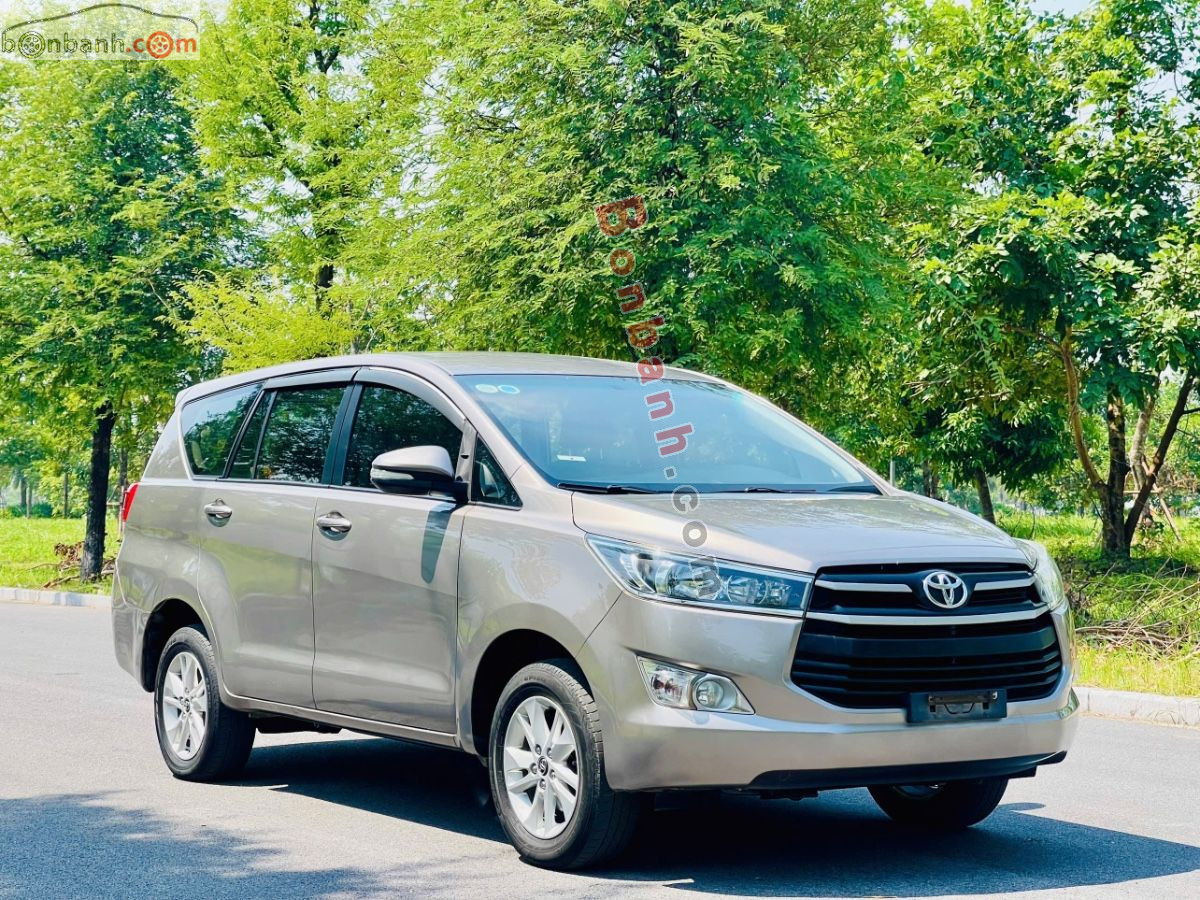 Toyota Innova 2.0E 2017