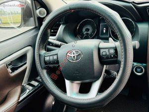 Xe Toyota Fortuner 2.7V 4x2 AT 2018