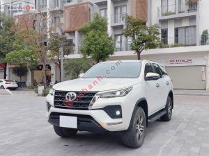 Xe Toyota Fortuner 2.4G 4x2 AT 2021