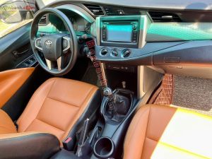 Xe Toyota Innova 2.0E 2017