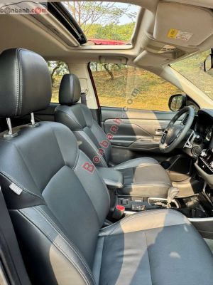 Xe Mitsubishi Outlander 2.0 CVT Premium 2020