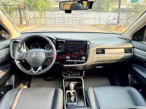 Xe Mitsubishi Outlander 2.0 CVT Premium 2020