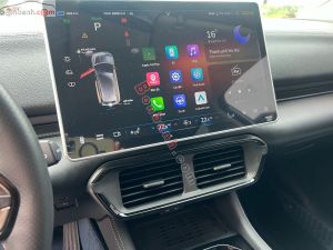 Xe VinFast VF8 Eco 2024