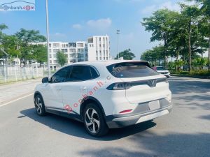 Xe VinFast VF8 Eco AWD 2024