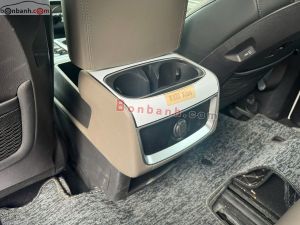 Xe Kia Carnival Luxury 2.2D 2025