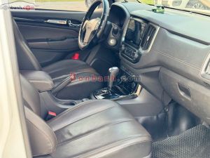 Xe Chevrolet Colorado High Country 2.5L 4x4 AT 2018