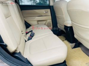 Xe Mitsubishi Outlander 2.0 CVT 2016