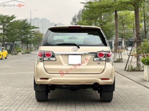 Xe Toyota Fortuner 2.7V 4x2 AT 2015