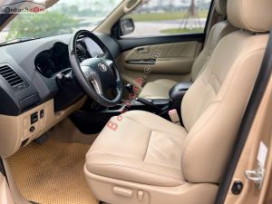 Xe Toyota Fortuner 2.7V 4x2 AT 2015
