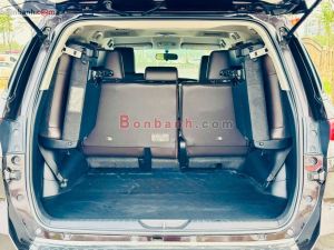 Xe Toyota Fortuner 2.4G 4x2 AT 2018