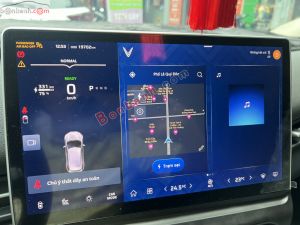 Xe VinFast VF7 Eco 2025