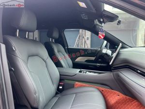 Xe VinFast VF9 Eco 2025