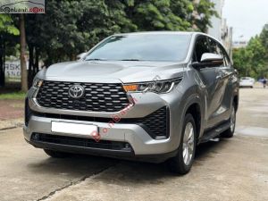 Xe Toyota Innova Cross 2.0V CVT 2025