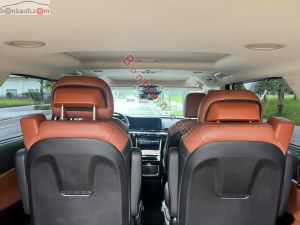 Xe Kia Carnival Signature 2.2D 2023