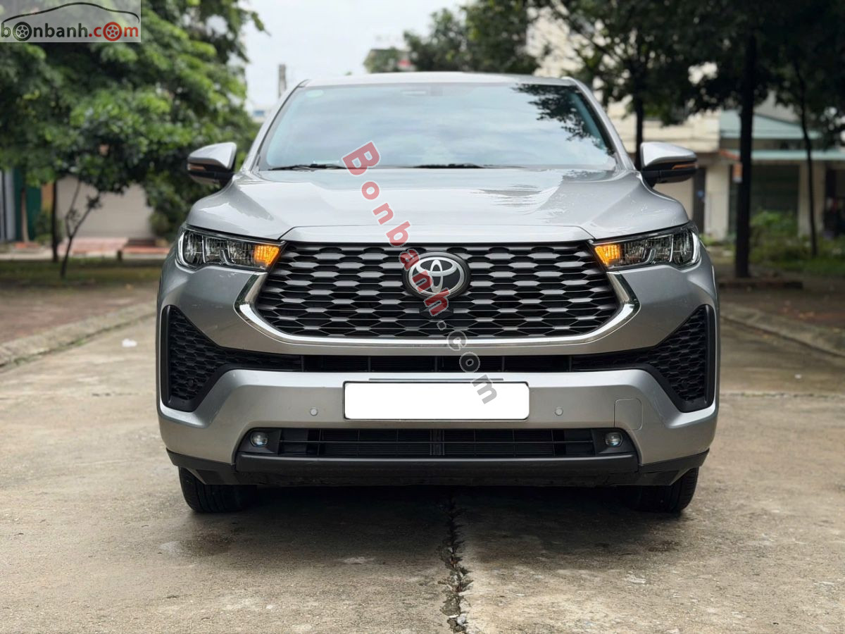 Toyota Innova Cross 2.0V CVT