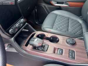 Xe Ford Everest Platinum 2.0L 4x4 AT 2025